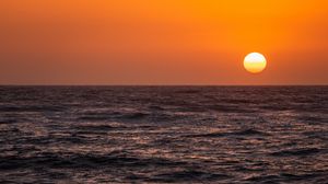 Preview wallpaper sun, horizon, sea, sunset