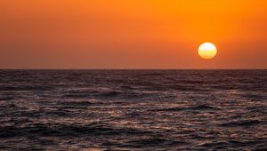 Preview wallpaper sun, horizon, sea, sunset