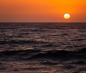 Preview wallpaper sun, horizon, sea, sunset