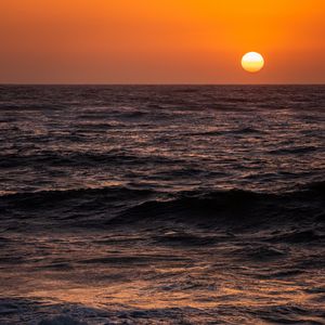 Preview wallpaper sun, horizon, sea, sunset