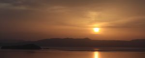 Preview wallpaper sun, lake, reflection, sunset
