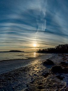 Preview wallpaper sun, landscape, beach, horizon