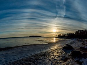 Preview wallpaper sun, landscape, beach, horizon