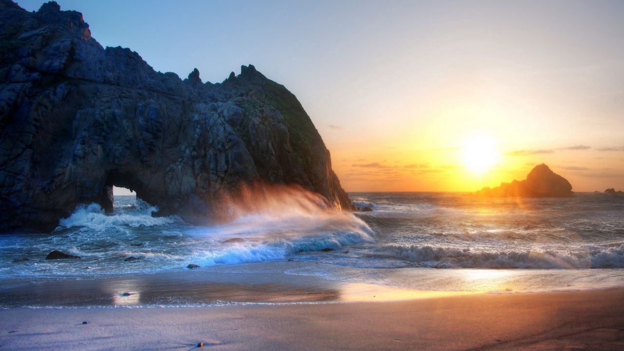 Wallpaper sun, light, decline, coast, beach, arch, rock, splashes, waves, foam, sand, serenity