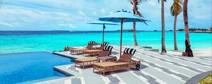 Preview wallpaper sun lounger, umbrella, palm, rest, ocean