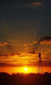 Preview wallpaper sun, rays, clouds, sky, sunset, dark, landscape