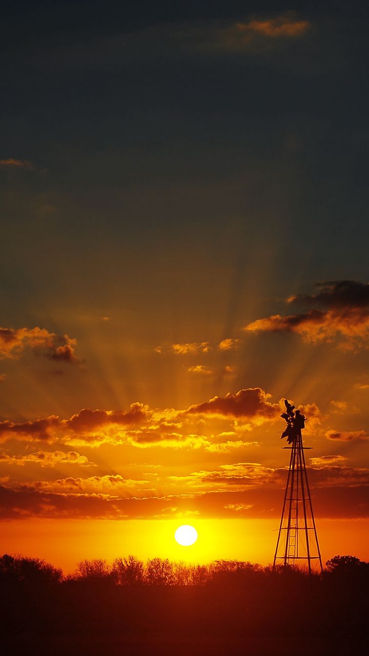 720x1280 Wallpaper sun, rays, clouds, sky, sunset, dark, landscape