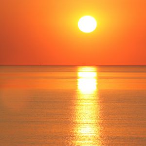 Preview wallpaper sun, sunset, horizon, sea