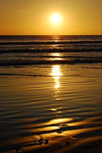 Preview wallpaper sun, sunset, horizon, sea, sand