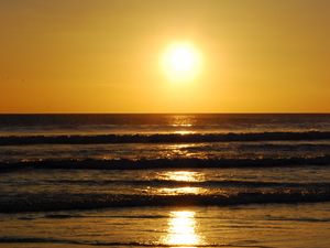 Preview wallpaper sun, sunset, horizon, sea, sand