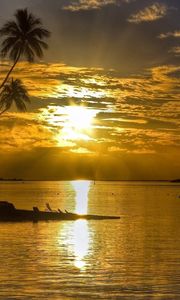 Preview wallpaper sun, sunset, reflections, palm, island, bungalow