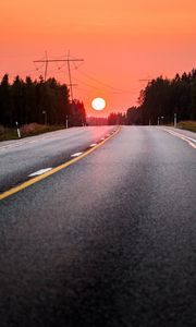 Preview wallpaper sun, sunset, road, trees