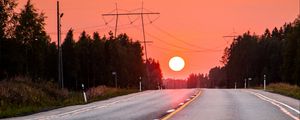 Preview wallpaper sun, sunset, road, trees