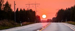 Preview wallpaper sun, sunset, road, trees