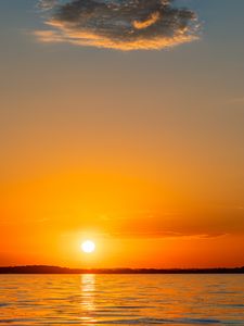 Preview wallpaper sun, sunset, sea, horizon, waves