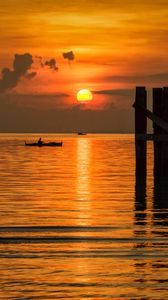 Preview wallpaper sun, sunset, sea, boats, pier