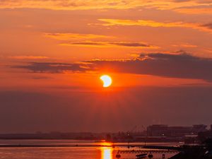 Preview wallpaper sun, sunset, water, pier, landscape