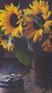 Preview wallpaper sunflowers, flowers, bouquet, floristry