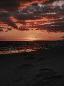 Preview wallpaper sunset, beach, sea, dusk, evening