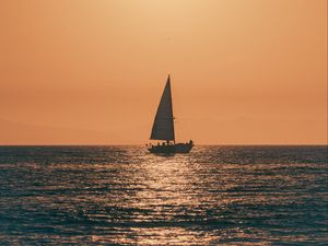 Preview wallpaper sunset, boat, sea, sun, dusk