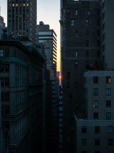 Preview wallpaper sunset, buildings, city, light, new york, usa