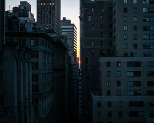 Preview wallpaper sunset, buildings, city, light, new york, usa