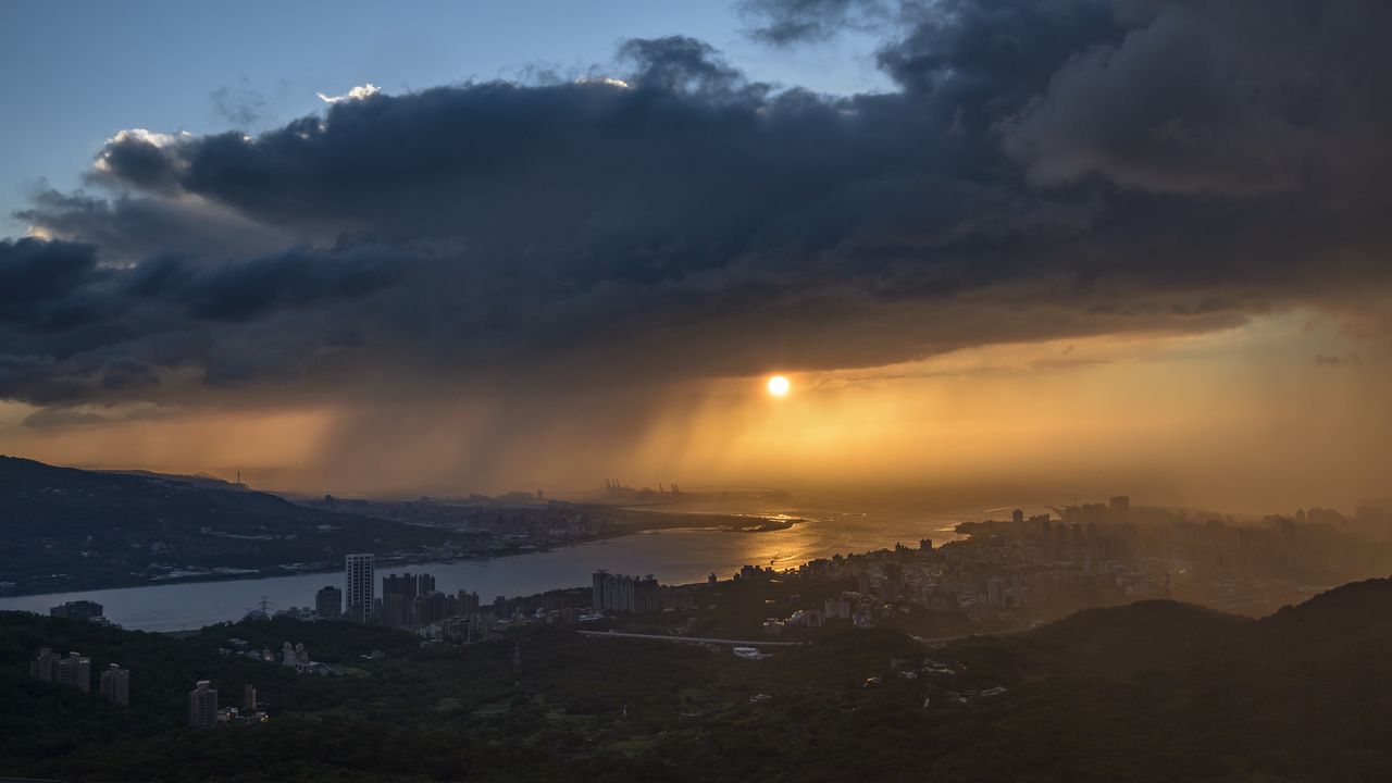 Wallpaper sunset, city, river, clouds, aerial view