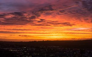 Preview wallpaper sunset, city, twilight, dark, horizon