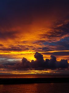 Preview wallpaper sunset, clouds, dark, sea, landscape