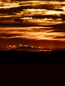 Preview wallpaper sunset, clouds, horizon, twilight, dark