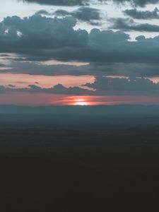 Preview wallpaper sunset, clouds, horizon, fog, dusk