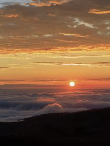 Preview wallpaper sunset, clouds, horizon, dusk