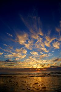 Preview wallpaper sunset, clouds, sea, horizon