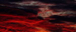 Preview wallpaper sunset, clouds, sky, dark, dusk