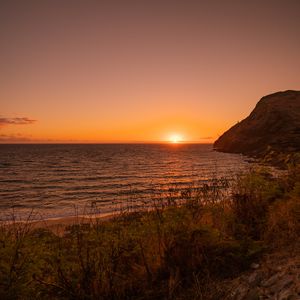 Preview wallpaper sunset, coast, sea, horizon