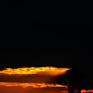 Preview wallpaper sunset, dark, sky, clouds