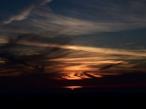 Preview wallpaper sunset, dusk, horizon, clouds, dark