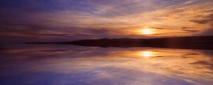 Preview wallpaper sunset, dusk, landscape, water, reflection
