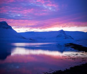 Preview wallpaper sunset, evening, mountains, snowy