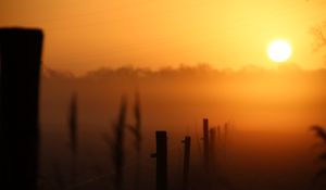 Preview wallpaper sunset, fence, fog, dusk