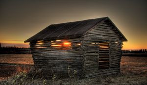 Preview wallpaper sunset, field, house, landscape