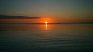 Preview wallpaper sunset, glare, sea, horizon