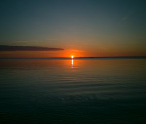 Preview wallpaper sunset, glare, sea, horizon