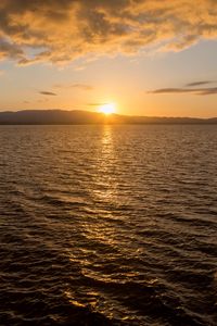 Preview wallpaper sunset, glare, sea, sun, sky