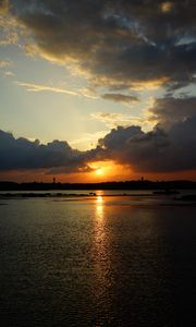 Preview wallpaper sunset, glare, sun, sea, waves