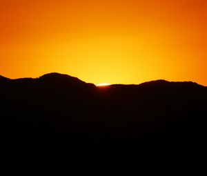 Preview wallpaper sunset, hills, dusk, dark, evening