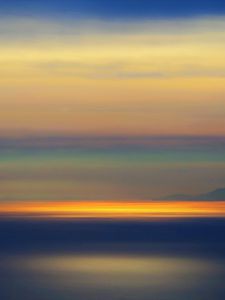 Preview wallpaper sunset, horizon, blur, water, surface, reflection