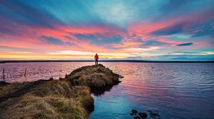 Preview wallpaper sunset, horizon, loneliness, lake, iceland
