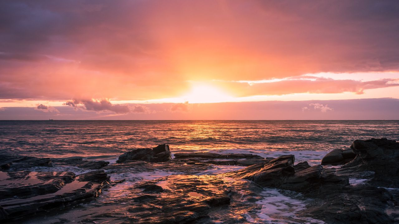 Wallpaper sunset, horizon, rock, sea, landscape
