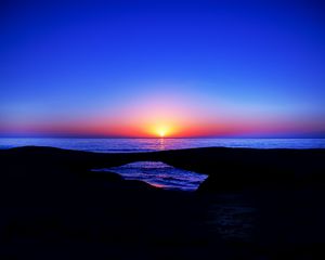 Preview wallpaper sunset, horizon, sea, sky, sun